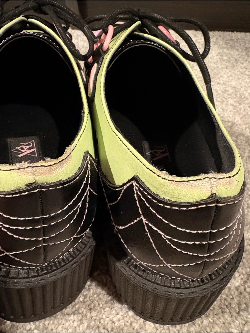 YRU Shoes x Hello Kitty Super Kreep Frankie Creepers - Picture 6 of 11